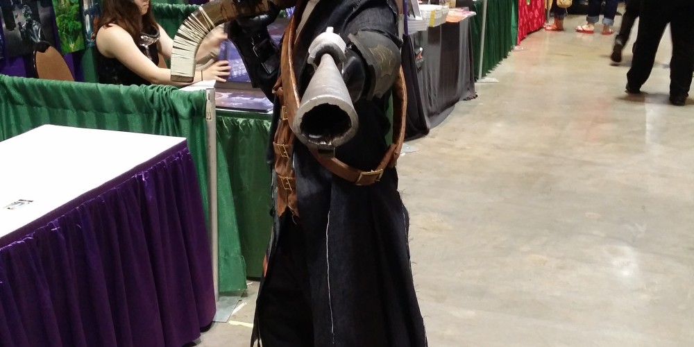 Bloodborne Hunter (desinged by Paper Gauntlet facebook.com/papergauntlet)